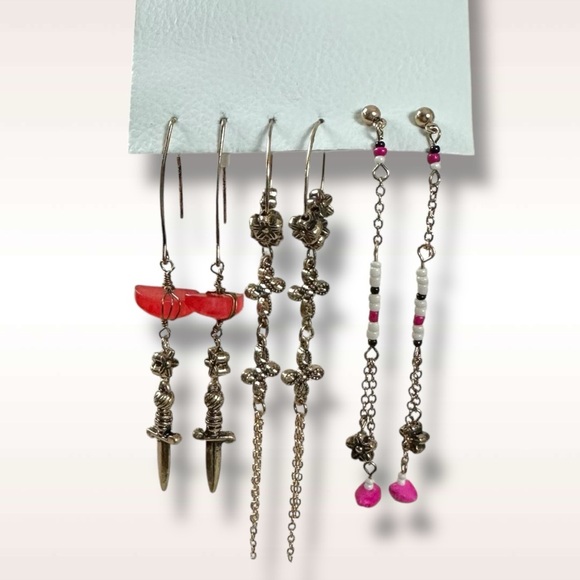 Free People Sirens Hoop Set Gold Hot Pink NWT Dangles Earrings Bohemian Daggers - Picture 10 of 12